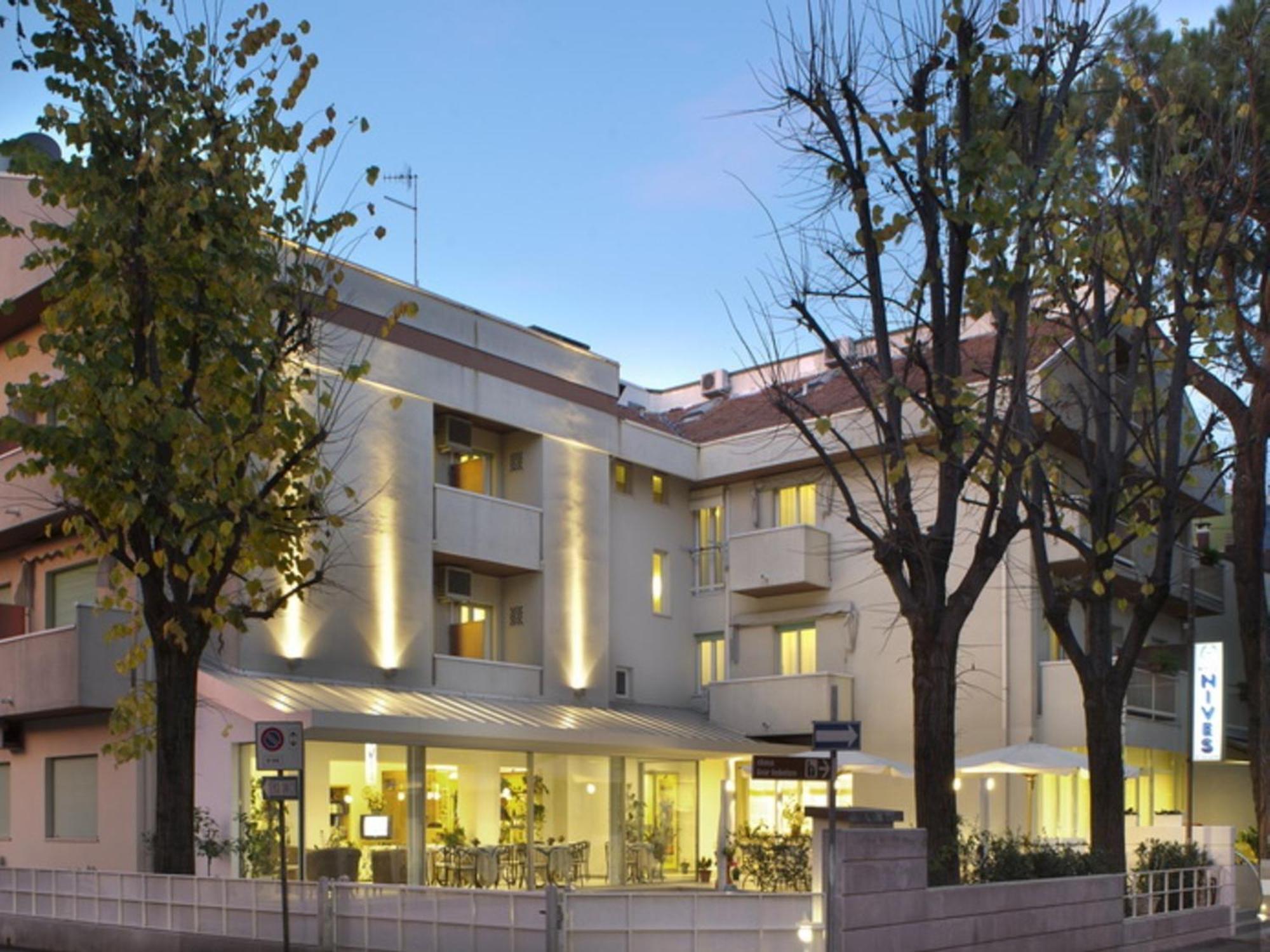Hotel Nives Riccione Exteriér fotografie