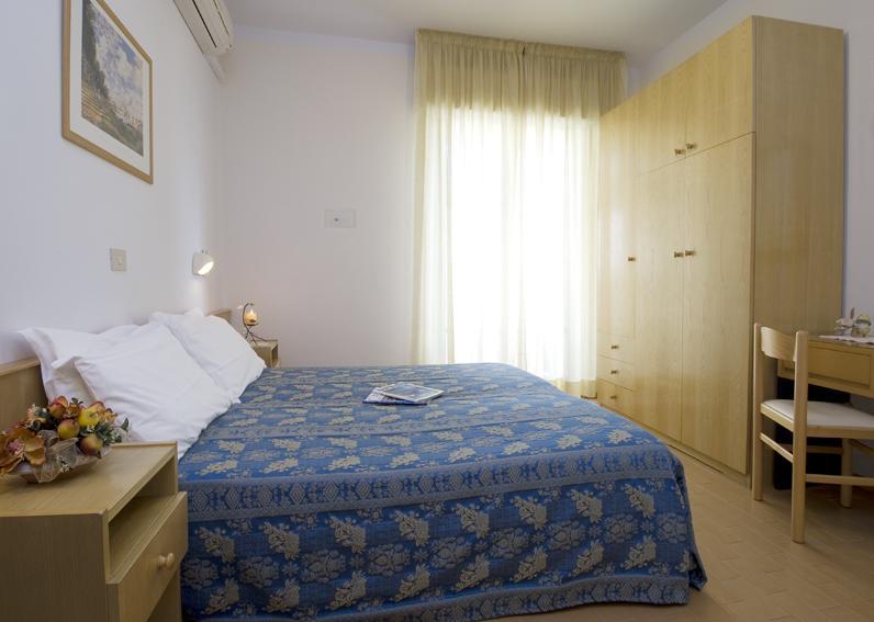 Hotel Nives Riccione Pokoj fotografie